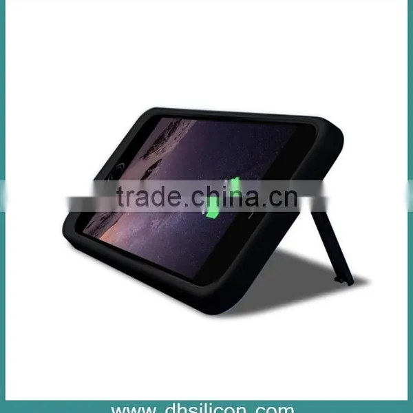 Slim External Battery Rechargeable Phone Bank Case With Stand