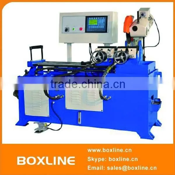 Large pipe cutting and beveling machine