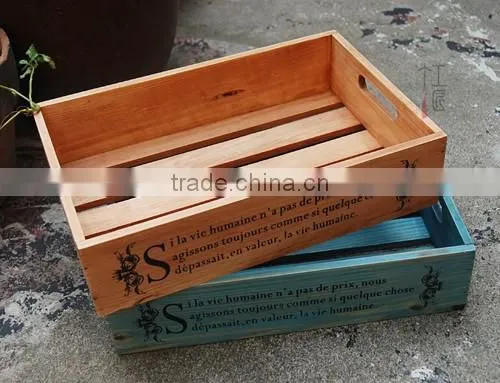 China Wooden Hollow Out Serving Trays for Food,flower photo-3
