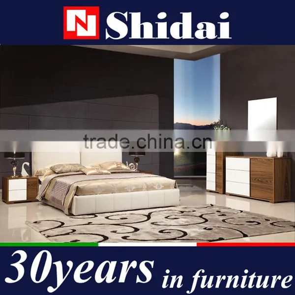 French Royal Design Bedroom Furniture King Size Bed photo-2