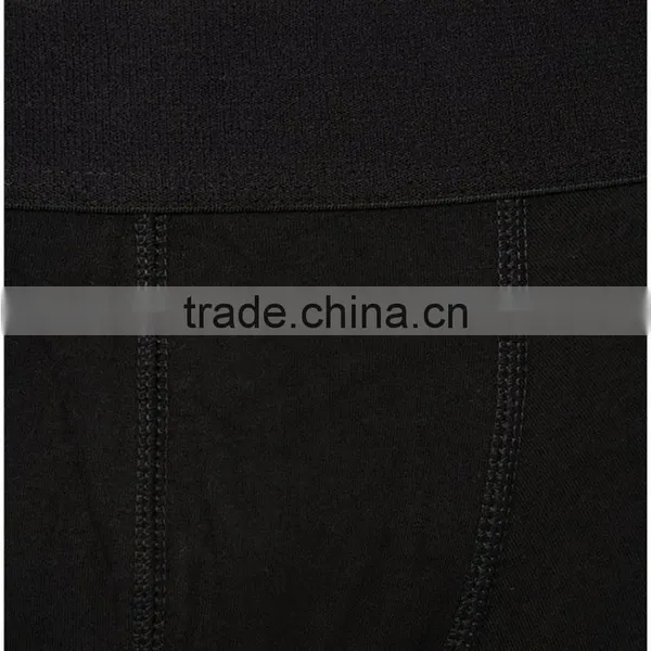 Comfortable and High Quality Man Underwear Plain Black Boxer Shorts for Men photo-3