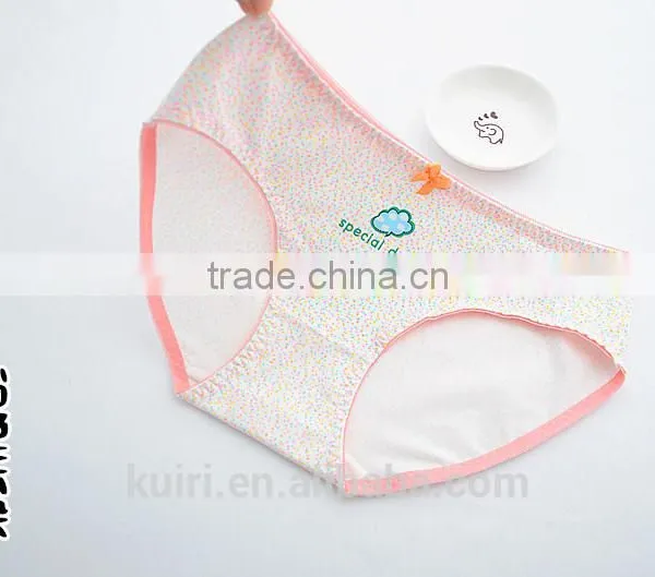 Young Girls Mid Waist Sexy Buttocks Cute Underwear Students Cotton Cartoon Briefs Pants photo-5