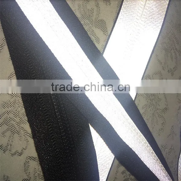 High Visibility Color Fashinable Glow Reflective Red White Blue Safety Ribbon photo-2