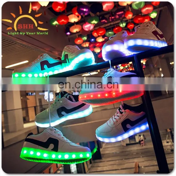 2016 New Men's Fashion Sneakers Black Running Shoes Male Lighted Casual Shoes LED Glow Shoes With OEM Logo Free Samples photo-2