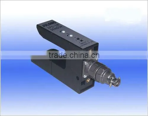 GXGD - 1 color differentiation tracking photo-sensor