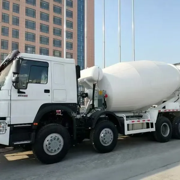 Sinotruk Howo 8*4 Big Volume Mixer Truck photo-3