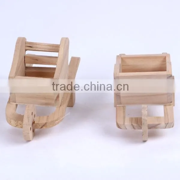 Creative Small Wooden Trolley Modelling