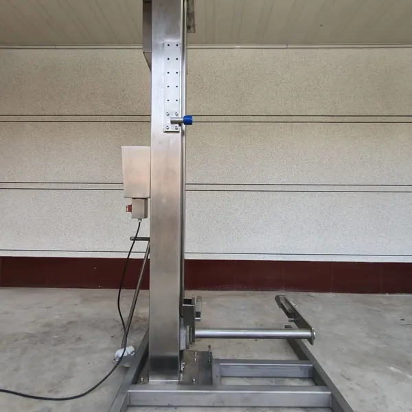 Market‑proven Hydraulic Trolley Feeding Lifter for Sausage Production