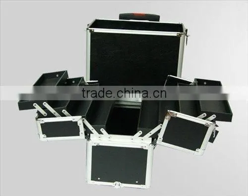 Aluminum Trolley Cosmetic Case D9010