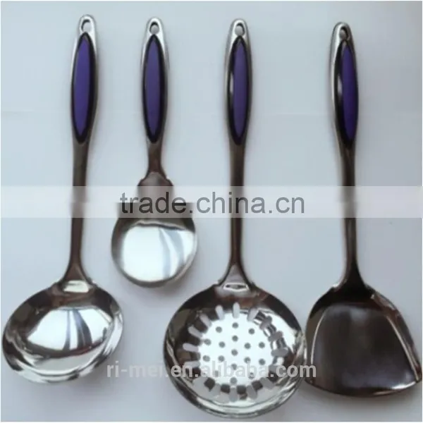 Premium Quality Kitchen Utensils With Non-stick Heat Resistant Material
