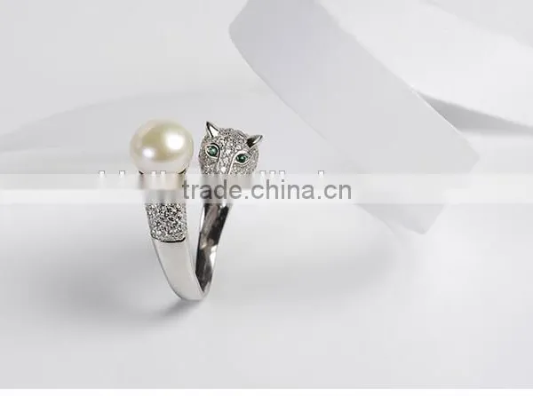 Shaped Sterling Silver Freshwater Button Pearl Earrings photo-3