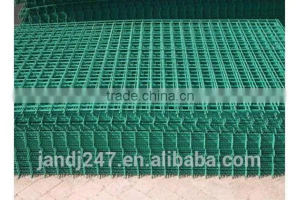 Hot Sale Plastic Coated Welded Wire Mesh Fencing photo-6