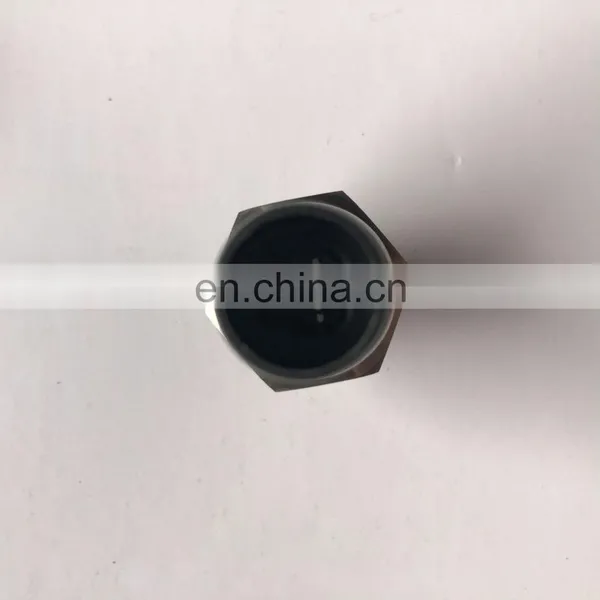 Sinotruk Howo Engine Parts Oil Pressure Sensor VG1500090311 photo-3