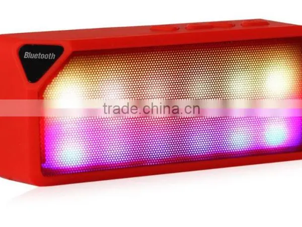 Mini bass cube led light outdoor speaker with wireless mic