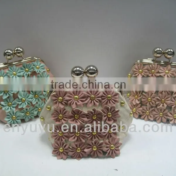 Flower Detail Coin Clutch Purse