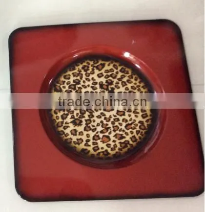 Red Color Square Plastic Charger Plate