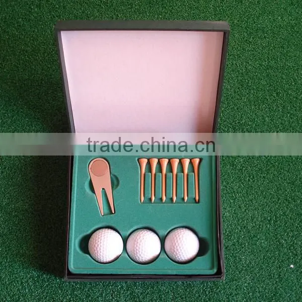 Accessories assembled golf gifts for clients