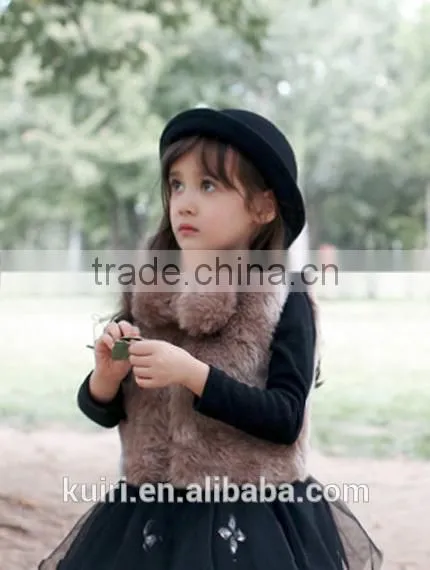 Girls Faux Fur Vest European Style Kids Fashion Waistcoat 2-10 Years Winter Warm Jacket Children Soft Outwear New Arrival photo-2