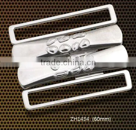 Buckle for Elastic Belts