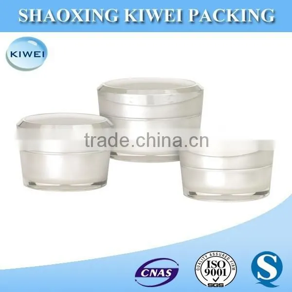 Plastic Jars With Lids Round Shape