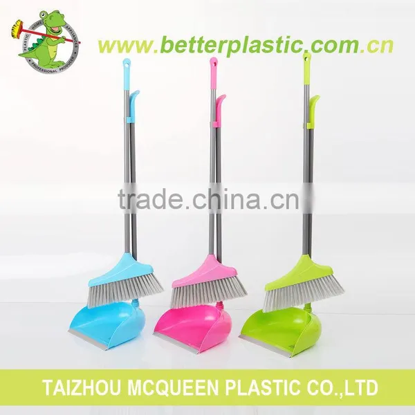 China Factory New Design Cleaning Tool 2312F Plastic Printing Broom Dustpan Set photo-2
