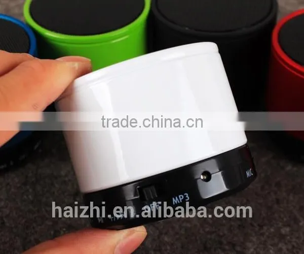 TOP SALE Universal Handy Outdoor Portable Bluetooth Cube Speaker photo-3
