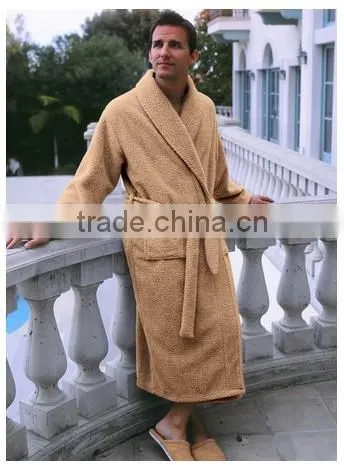 Super Warm Sleepwear Ladies Fleece Bathrobes Made in China photo-2