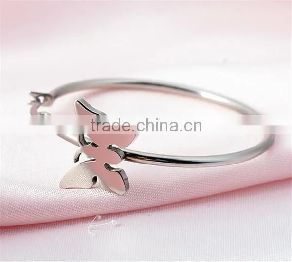 Wholesale Europe Brand Jewelry Stainless Steel SIlver Polishing Butterfly Hoop Earring Big Hook photo-3