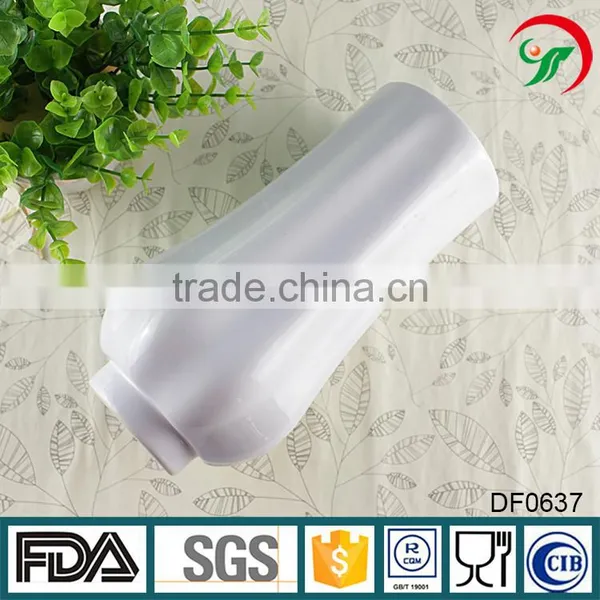 OEM Factory White Grace Horned Ceramic Vases