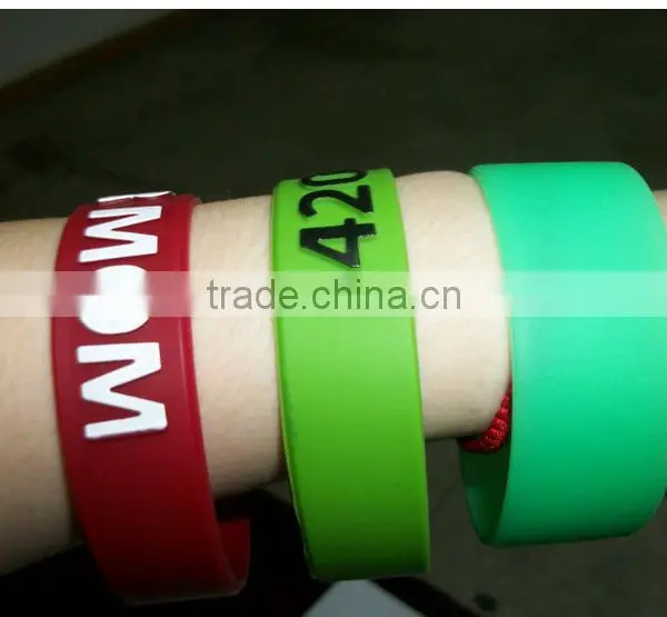 Huizhou City Factory Silicon Bracelets, Promotional Silicon Wristbands,magnetic Bracelet for Unisex photo-3