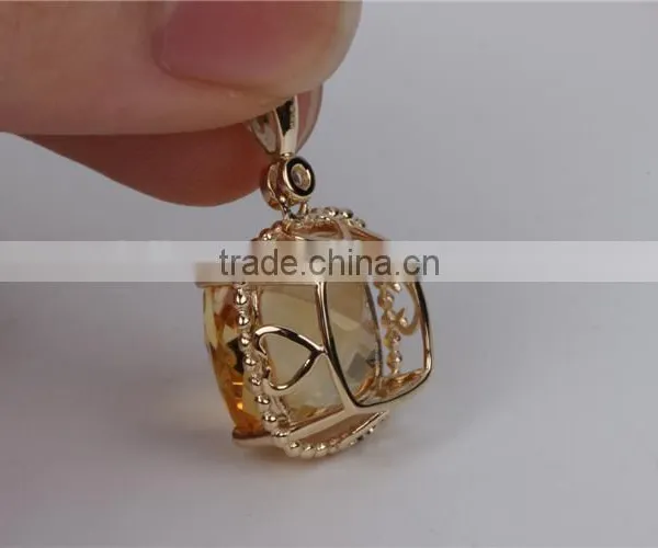 Pendant With Fashion Design 10 K Yellow Gold Different Types of Crystal Pendant Chains Jewelry photo-4