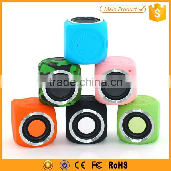 New Item IPX7 Waterproof Bluetooth Speaker With Hook