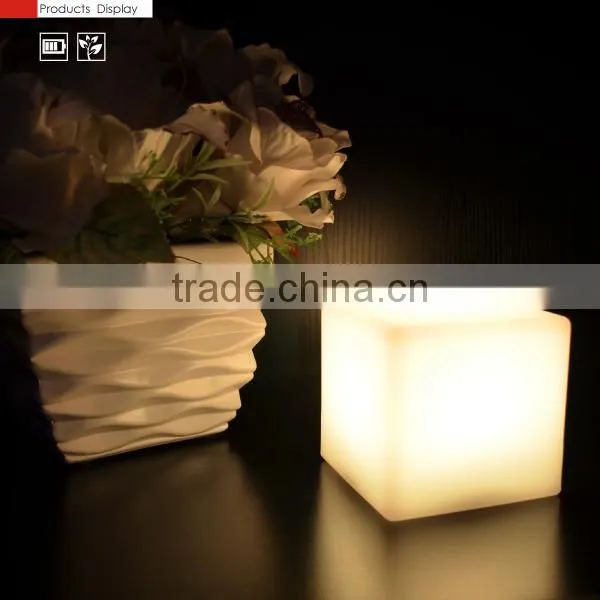Color Changing Cube Shape Table Lamp for Home Bar Hotel photo-4