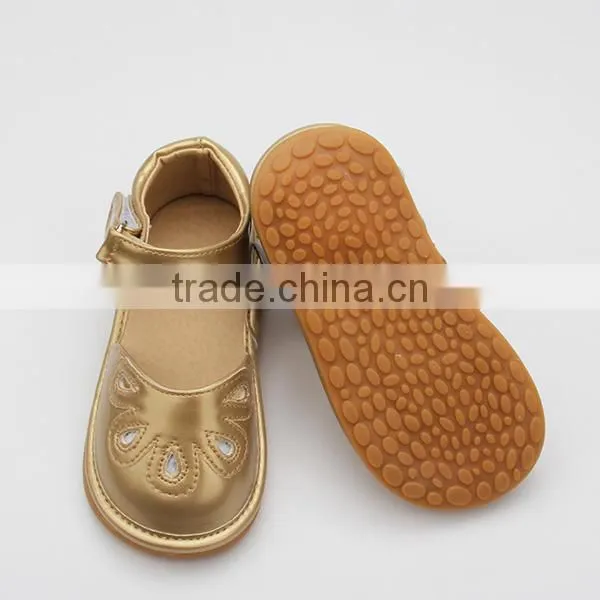 Kids Leather Metarial and Rubber Squeaky Shoes Wholesale photo-6