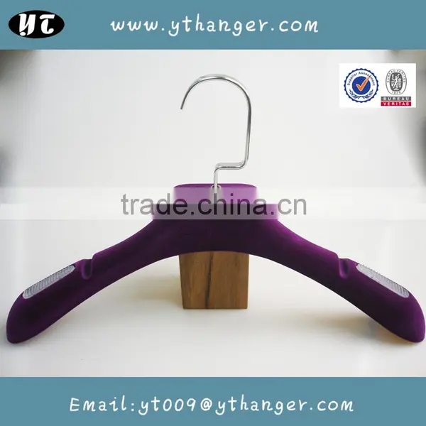 HA6995 Luxury Plastic Clothes Hanger Wedding Dress Nonslip Clothes Hanger Supplier's Choice photo-6