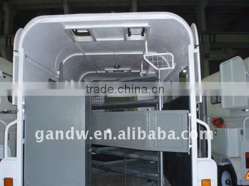 China Imported 2Horse Float With 2roof Vents