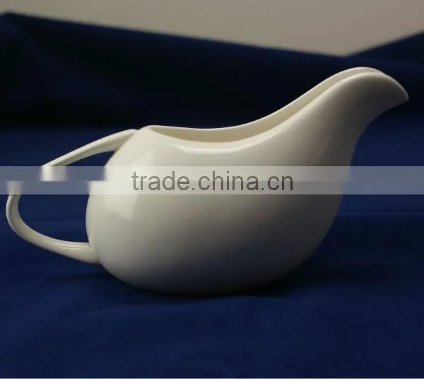 White Body Crockery Porcelain New Bone China Gravy Boat Kitchen Table Ware China Manufacture