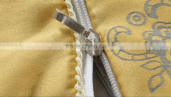 100% Silk Quilt With Jacquard Yellow Flower photo-5