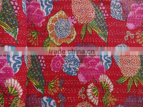 Red Tropical Queen Size Bedspread, Handmade Cotton Kantha Quilt, Reversible Designer Bedding, Room Decor, Indian Kantha Work photo-3