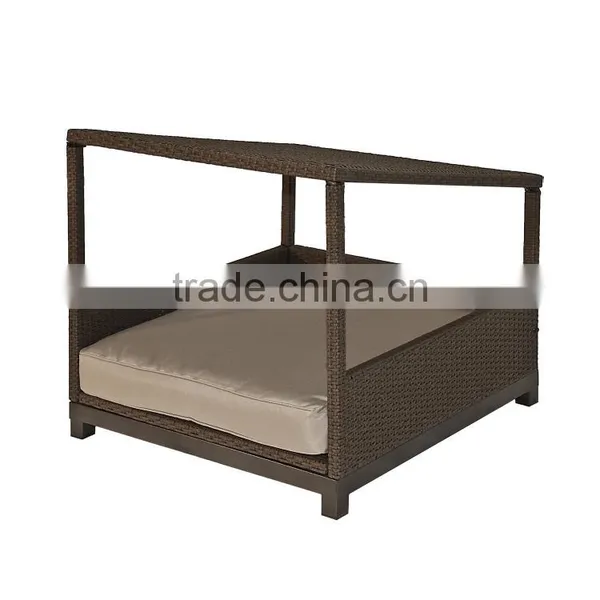 Latest Dog Pet Products Outdoor Waterproof Wicker Luxury Large Bed for Dog photo-2