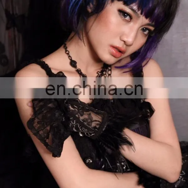 Gothic Laced Mini Gloves With Feathers photo-5