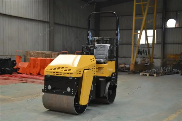 Small Vibratory Tamping Roller Road Roller Compactor Price Road Roller Used For Asphalt Roads