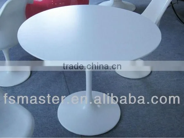 Replica American Design Tulip Table for Dining Room photo-4