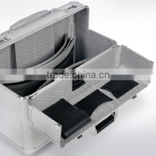 New Products 2016 Aluminium Trolley Pilot Case Trolley Vanity Case photo-2