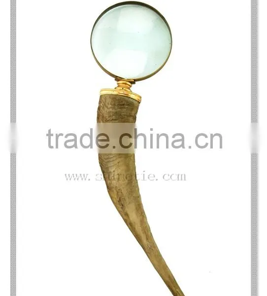 antelop horn handle design antique magnifier
