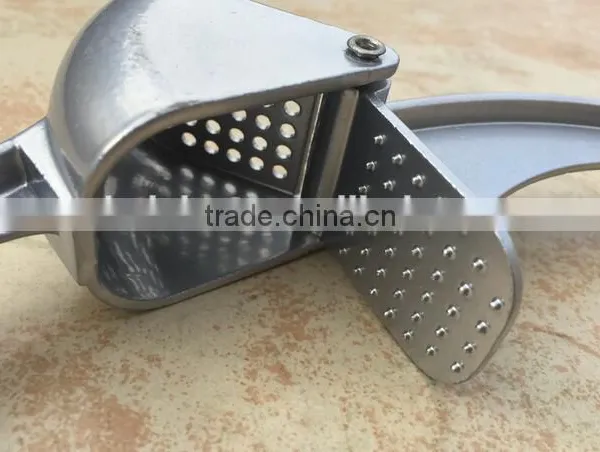 Cy291 Stainless Steel Kitchen Squeeze Tool Alloy Crusher Garlic Presses Fruit & Vegetable Cooking Tools Kitchen Accessories photo-4