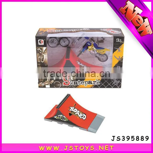 Finger Toys Mini Plastic Moto With Skatepark photo-3
