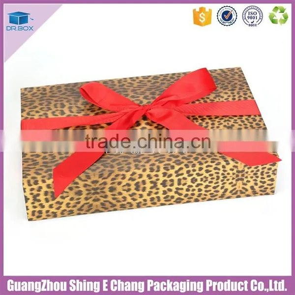New Product Silk Garment Packaging Box Vintage Cardboard Shipping Box for Clothes