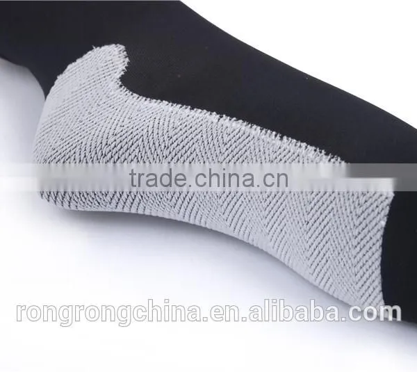 China Women Wear Cheap Knitting Machines Non Slip Ankle Socks photo-2