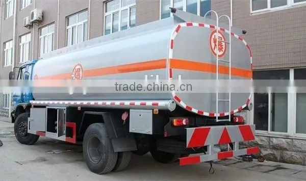 Dongfeng Mini Oil Truck for Sale Capacity Fuel Tank Truck photo-5